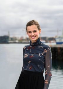 hildur_stendur