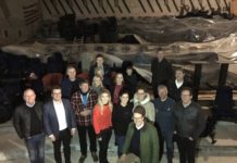 Tekið á móti þingflokknum með söng á Selfossi