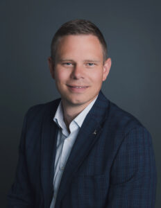 2 Vilhjalmur Arnason